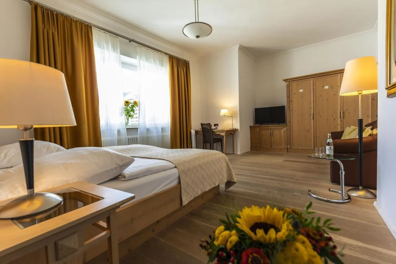 Dom Hotel Augusta
